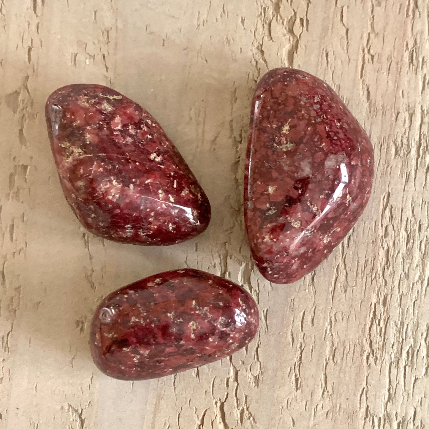 Red Wine Quartz Stone Set, Tumbled